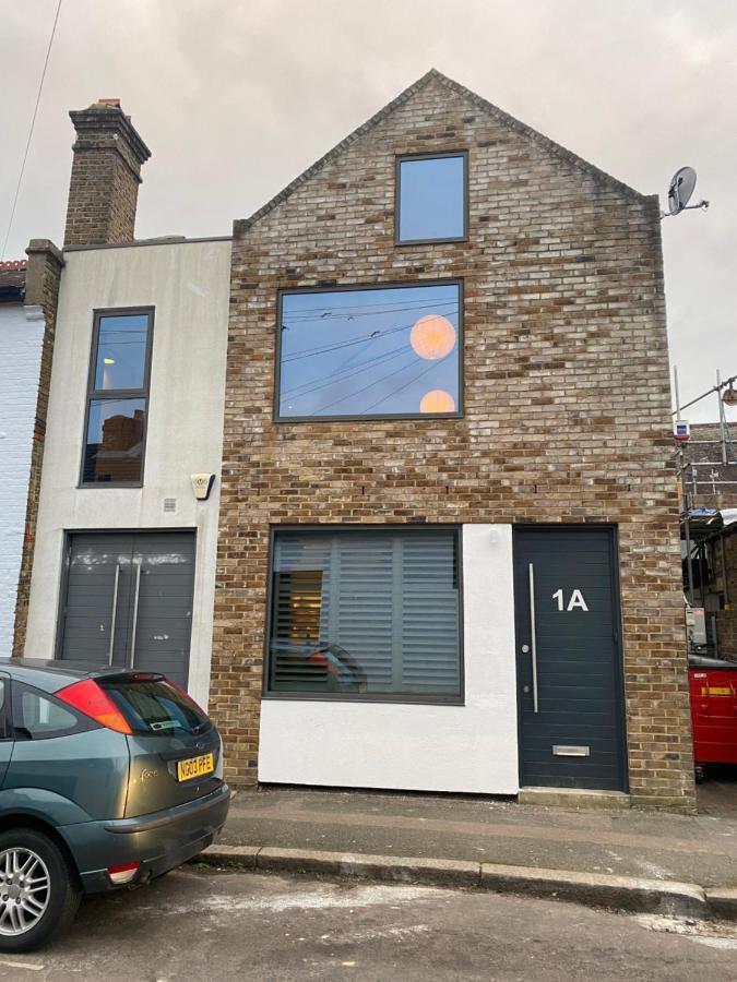 Holiday home Road, Stylish Townhouse *
